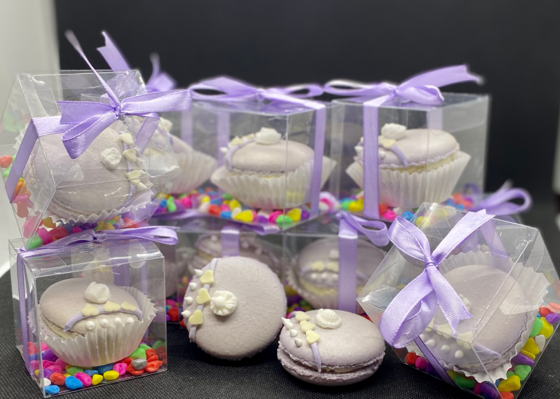 gift box macaron copertina