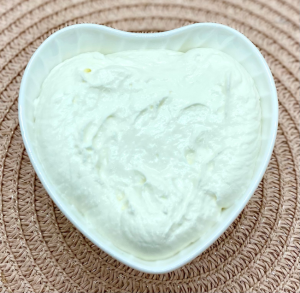 crema yogurt greco